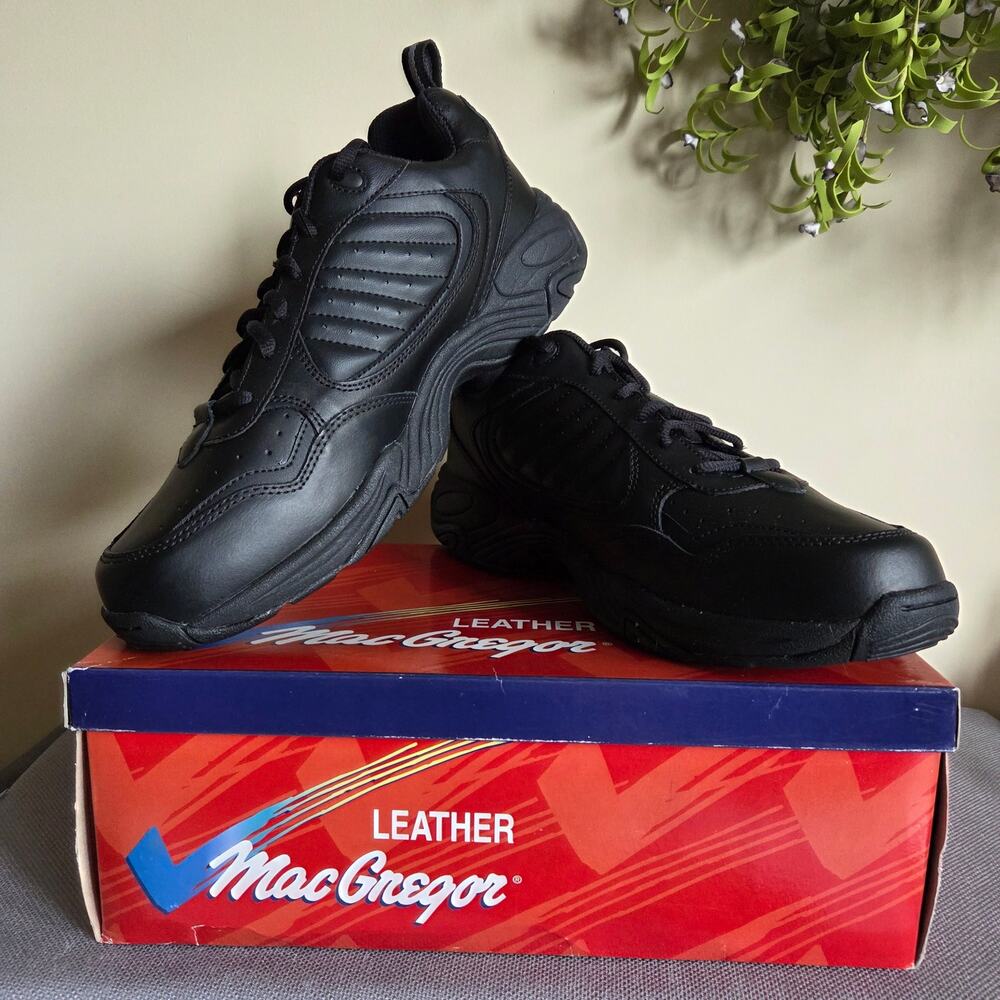 Vintage NWB Men's MacGregor 12 Wide Leather Walker Low Top Sneaker Black
